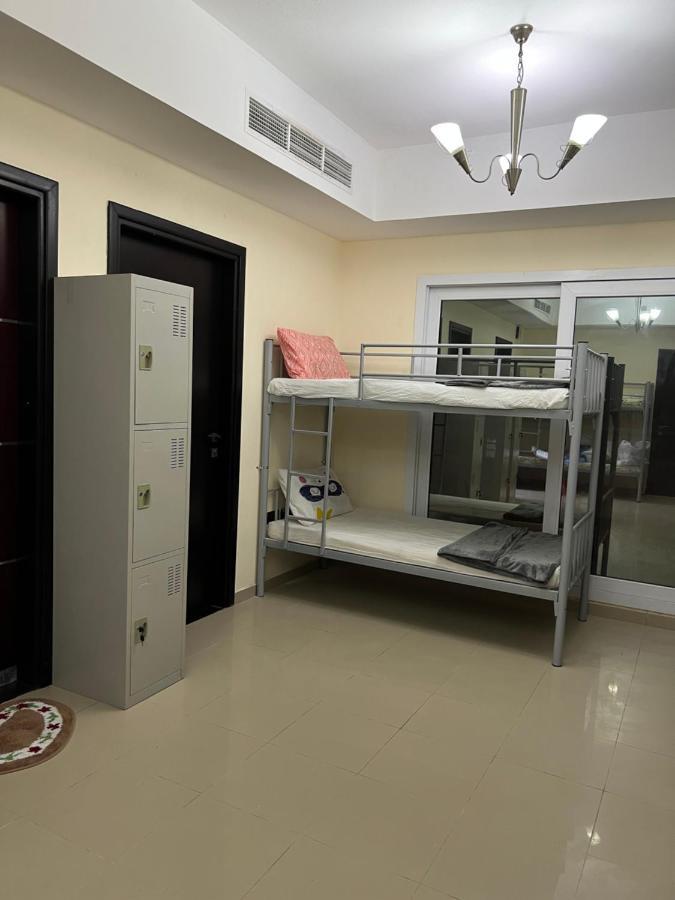Grand Pearl Hostel For Boys Dubai Eksteriør bilde
