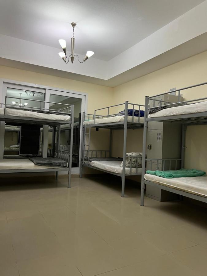 Grand Pearl Hostel For Boys Dubai Eksteriør bilde