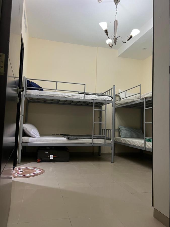 Grand Pearl Hostel For Boys Dubai Eksteriør bilde