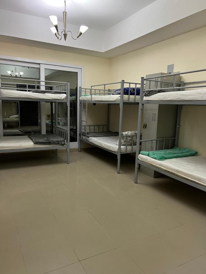 Grand Pearl Hostel For Boys Dubai Eksteriør bilde